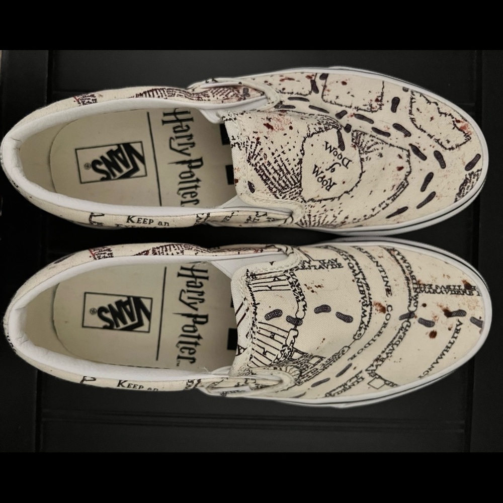 Limited edition Harry Potter Marauders Map Vans. Women 6.5 men 5